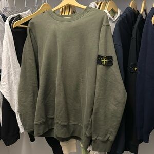 Stone island olive crewneck